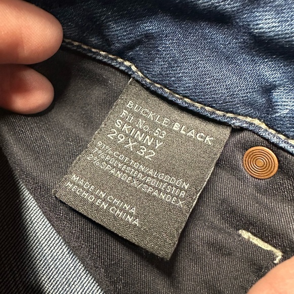 BKE Distressed Blue Jeans - Picture 3 of 6